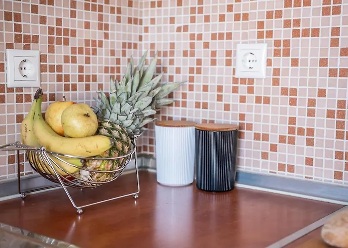 Ammoutsiani Cozy 1 By 8essentially